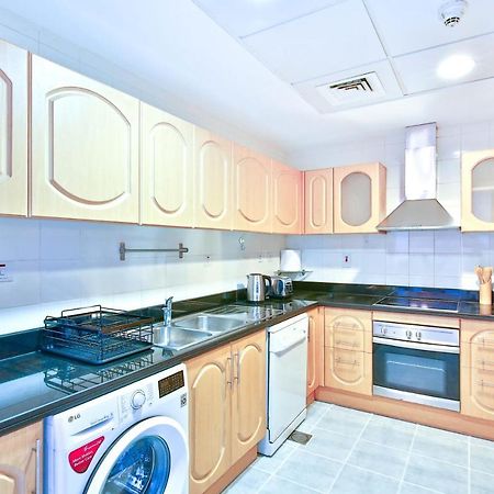 Bnbmehomes - Sit Back & Enjoy Seeing The Luxury Yachts Drive By - B67 Dubai Luaran gambar